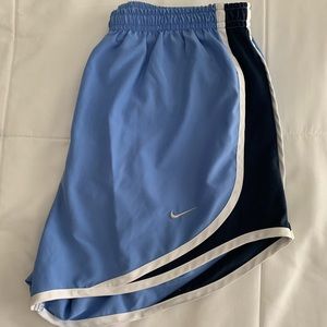 women’s nike tempo running shorts